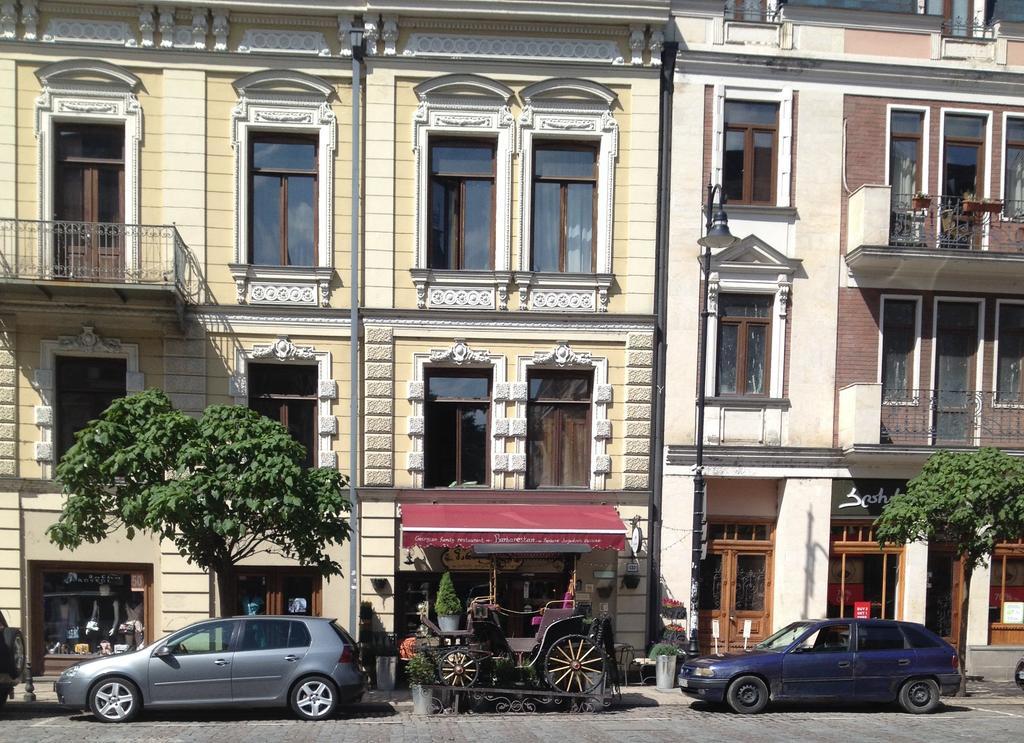 Alaroid'S Gt Lägenhet Tbilisi Exteriör bild
